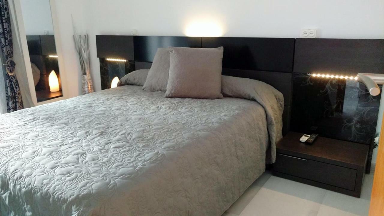 Elegance Apartment Benidorm Bagian luar foto